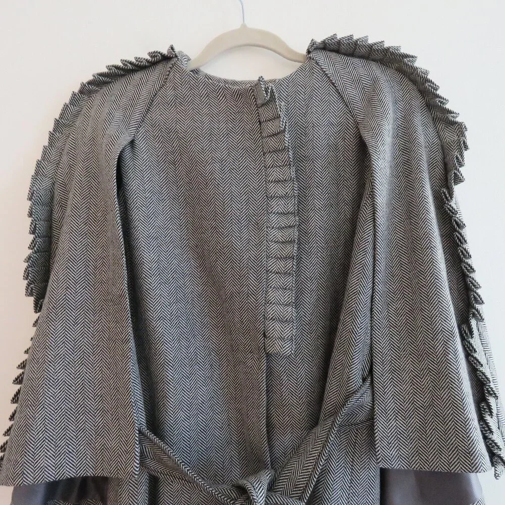 BANANA REPUBLIC X OLIVIA PALERMO Herringbone Ruffle Cape Academia Wool Blend XS - Picture 6 of 16